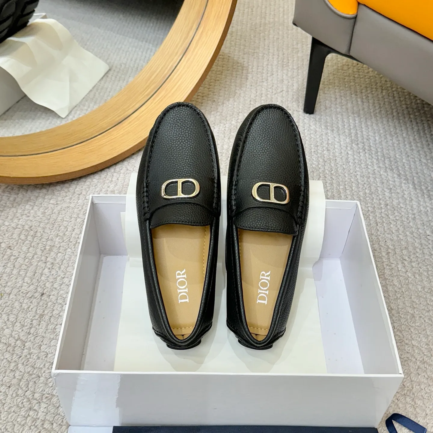 Men's clothing and shoes 💰420! (Yangli) Quality DIOR [Dior’s latest arrival] real auction hot-selling Doudou shoes 🔍DIOR) new Doudou shoes 👍Belgian designer Martin Margiela serves as Gucci shoe designer y full of charm, luxury style gentleman upper: imported cowhide, lining with spring sweat-absorbent first-layer sheepskin. Outsole Brand outsole, the last stitching on the bottom will never come off; equipped with classic Gucci exquisite hardware C D buckle💋The whole pair of shoes is fashionable and casual without losing high-end style; standard 38-46
